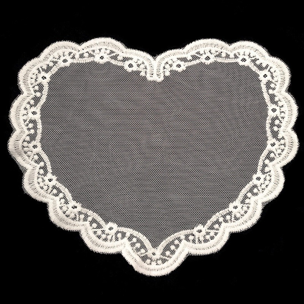 ハート型レース席札テーブルセッティング装飾ネームカード結婚式 - Table Runner のレビューと価格